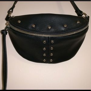 Urban Outfitters fanny pack